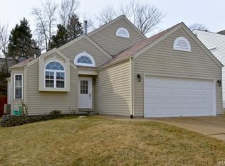 174 Cascade Terrace Dr, Ballwin, MO 63021