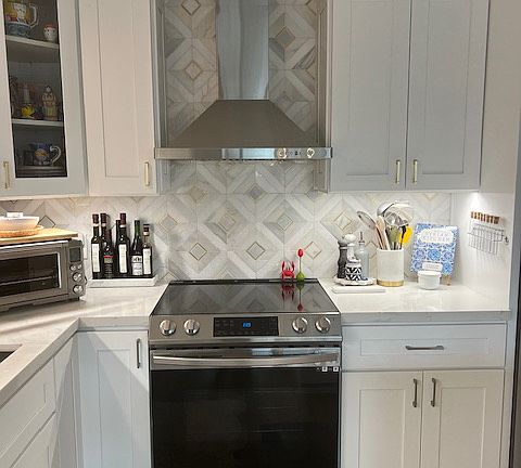 3rd image of 2501 Pine Knoll Dr Unit 4