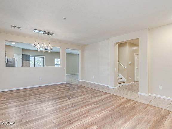 4th image of 14433 S Via Del Trono