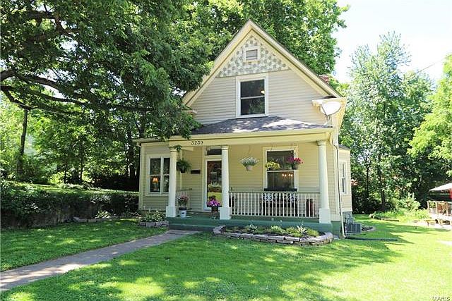 1st image of 3239 Tennyson Sq