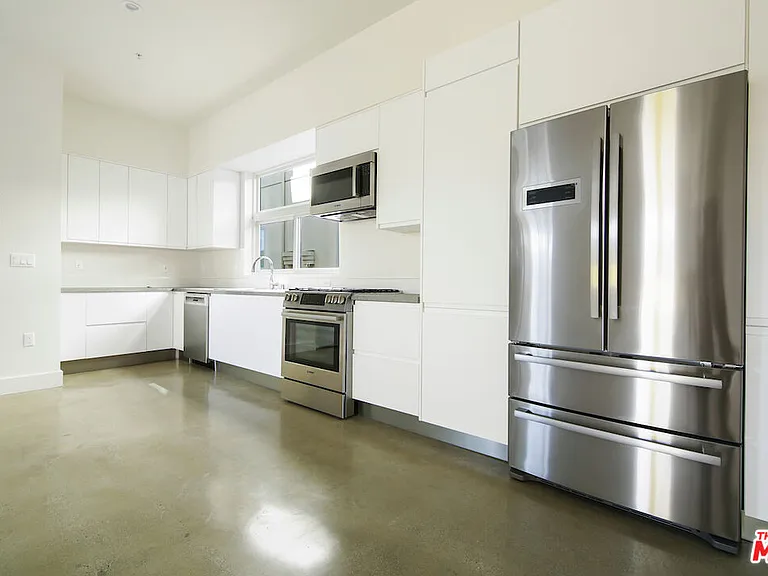 2496 S Centinela Ave #3 — Photo 6