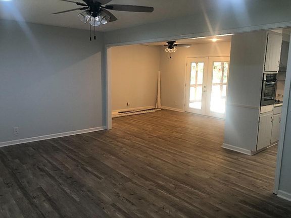 5th image of 10927 Carolwood Lakeview Dr