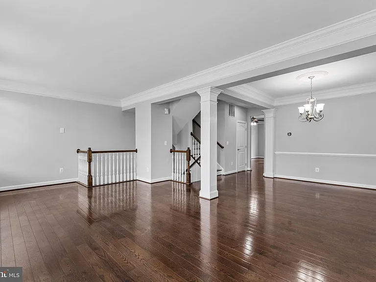 21268 Park Grove Ter — Photo 17