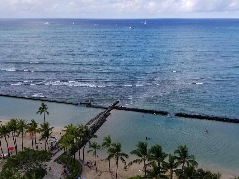2500 Kalakaua Ave — Photo 7