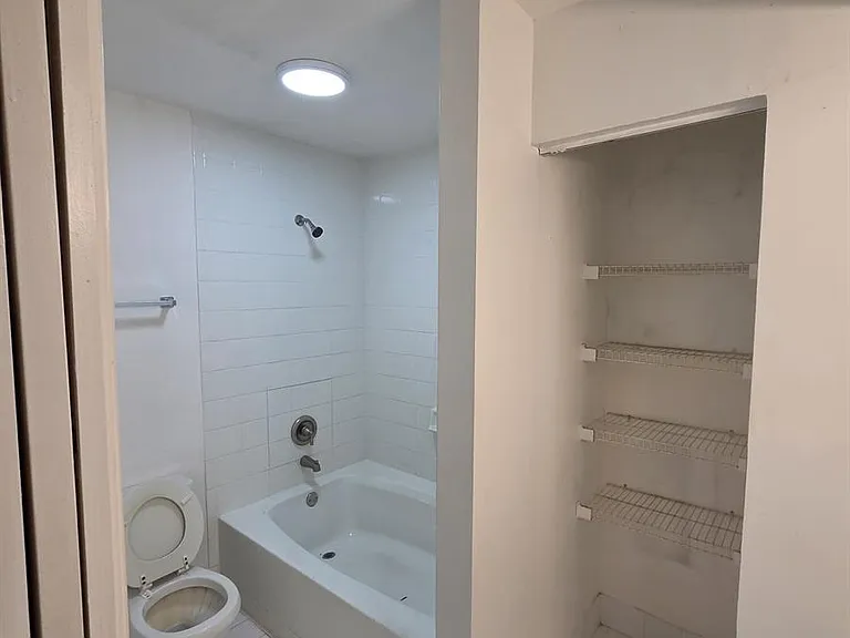 12112 Standrews Pl #212 — Photo 18