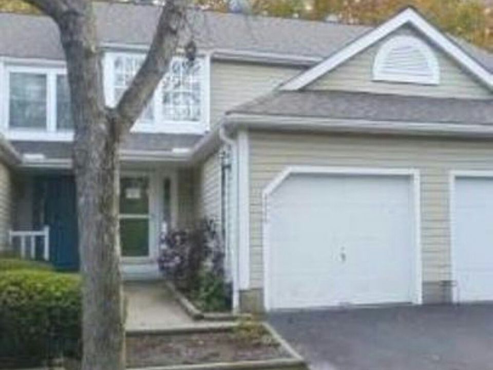 1st image of 2875 Heatherwood Ct