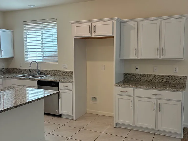 149 Shafer Ave — Photo 12