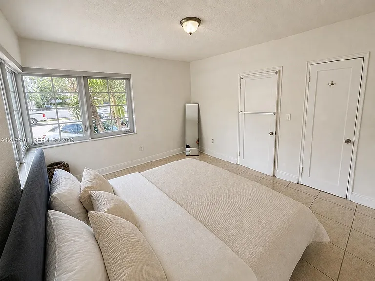 951 Jefferson Ave #2 — Photo 21