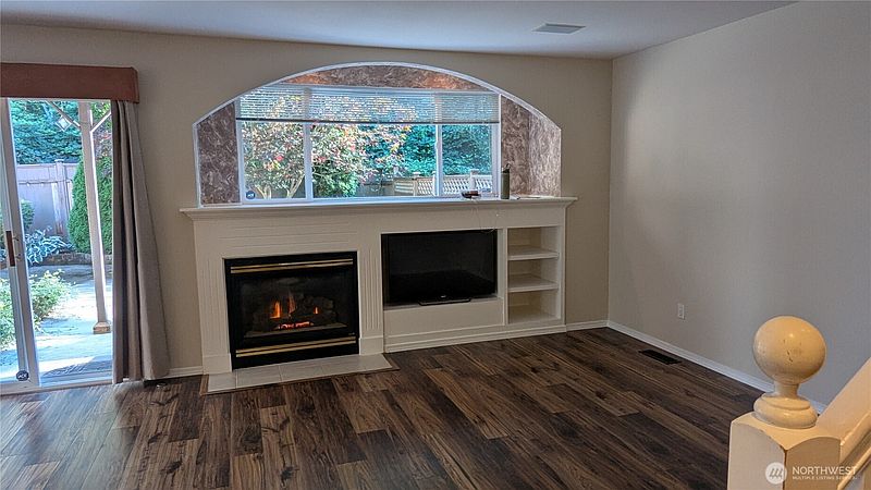 3rd image of 830 115th Street SW #A-2