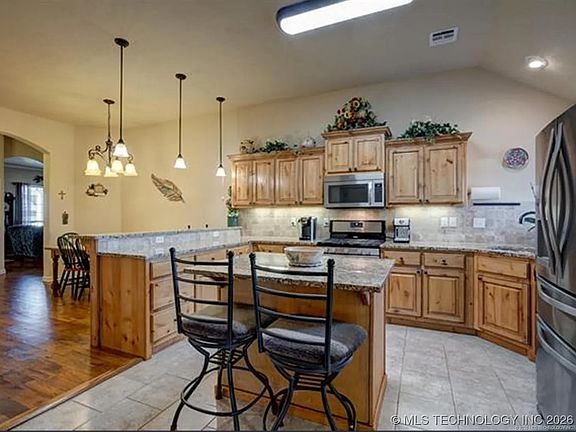 5th image of this home