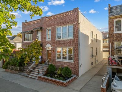 966 70th St, Brooklyn, NY, 11228
