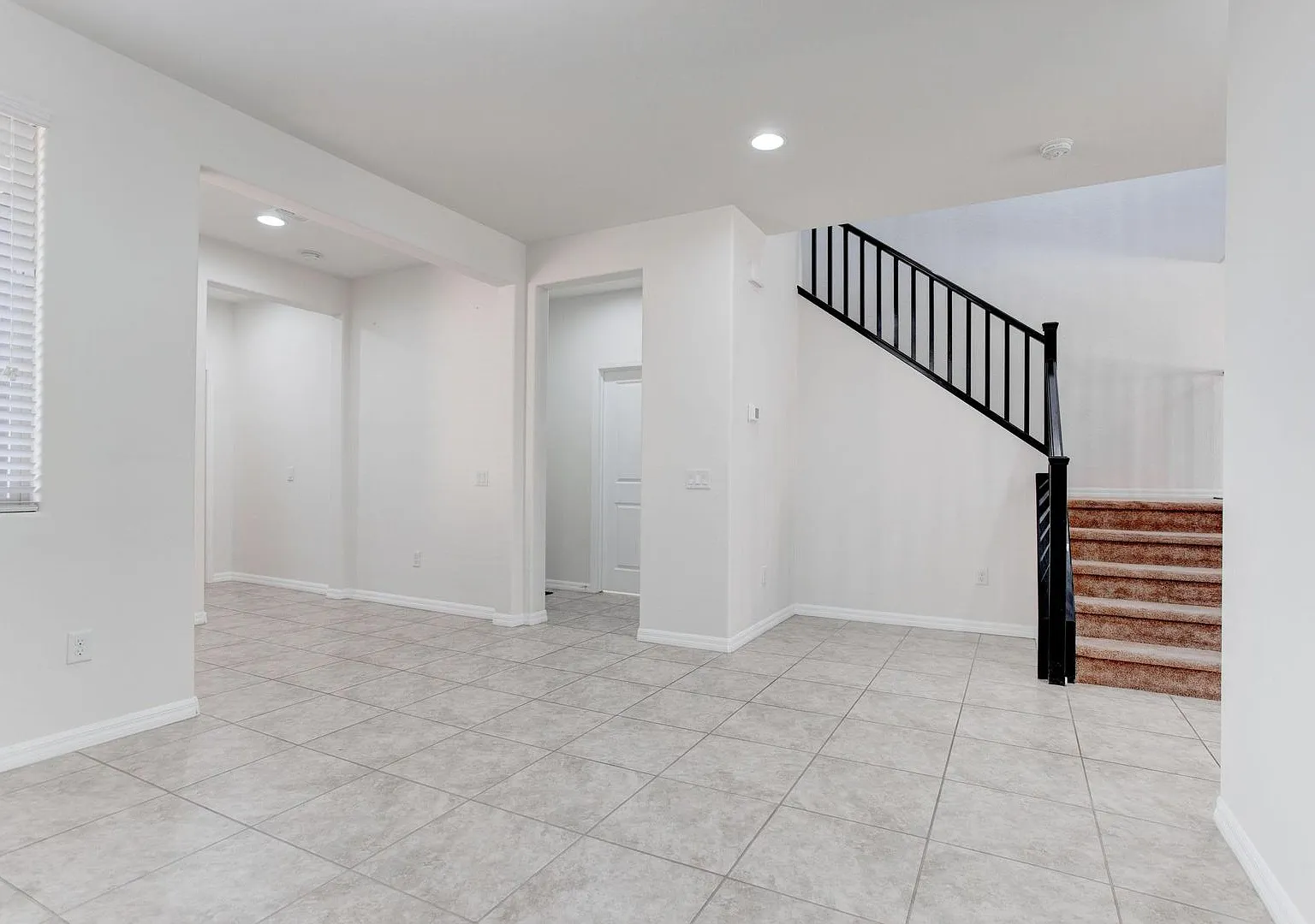 7141 Tavita Street, Las Vegas, Nevada 89113 — Photo 4