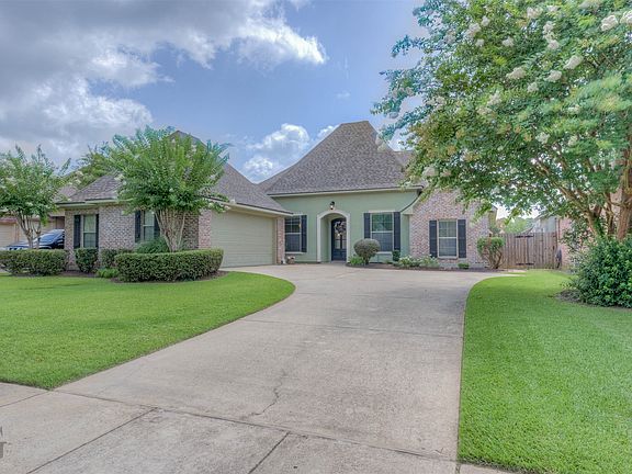 3rd image of 9981 Loveland Ct