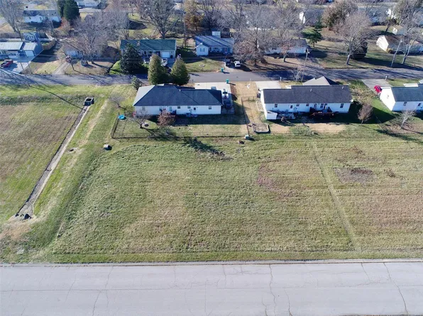 LOT Seventeen Max Ave, Cuba, MO 65453