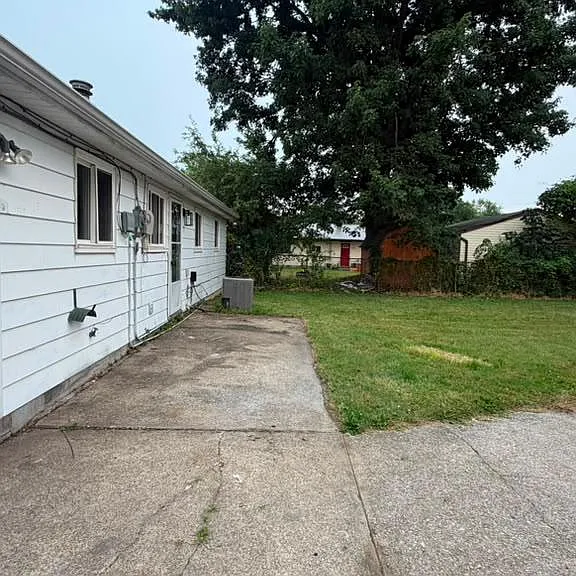 5830 Beech Dr — Photo 16