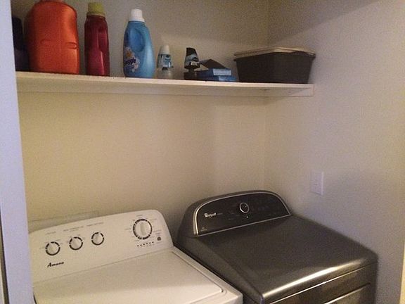 5th image of 301 Olive St
