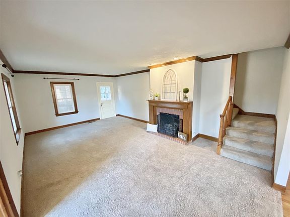 3rd image of 1315 Indian Dr