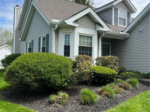 201 Steeplechase, Wickliffe, OH 44092