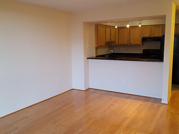 Living Room Facing Kitchen