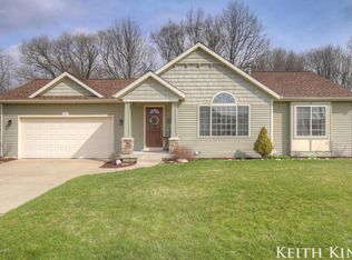 6921 Northway Dr NE, Rockford, MI