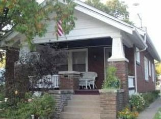 2526 East St, Davenport, IA 52803