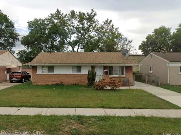 13351 Albany St, Oak Park, MI 48237