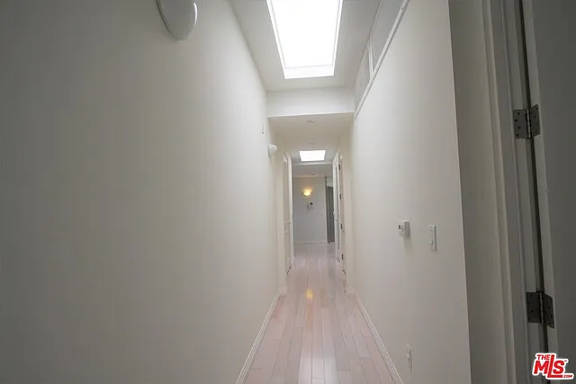 819 S Holt Ave #PENTHOUSE — Photo 22