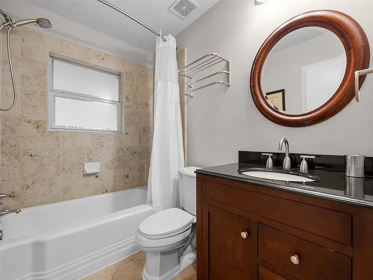 1803 Mohle Dr — Photo 9