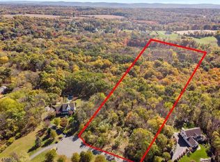 18 Meadow Ridge Rd, Columbia, NJ 07832