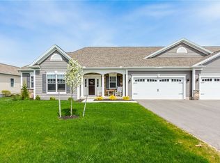 22 Colonnade Ter, Hilton, NY 14468