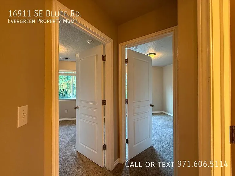 16911 SE Bluff Rd — Photo 32