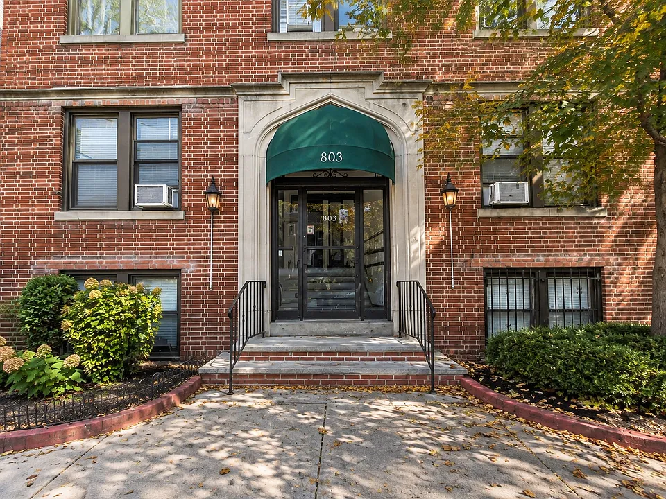 803 Avenue A #1A