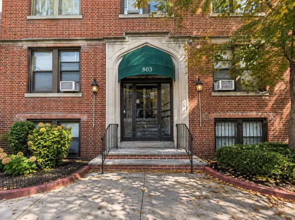 803 Avenue A image 1 of 8