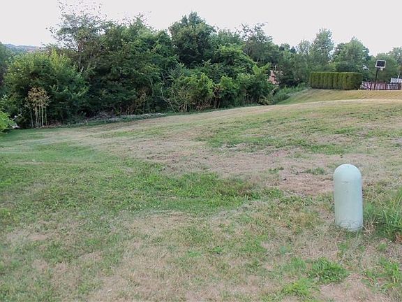5th image of 107 Aber Dr