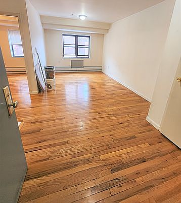 1st image of 28-14 31st St #506