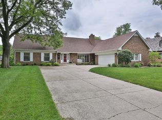 1336 Melbrook Dr, Munster, IN 46321