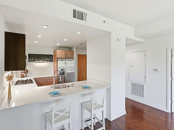 3rd image of 6465 San Pablo Ave #3-2