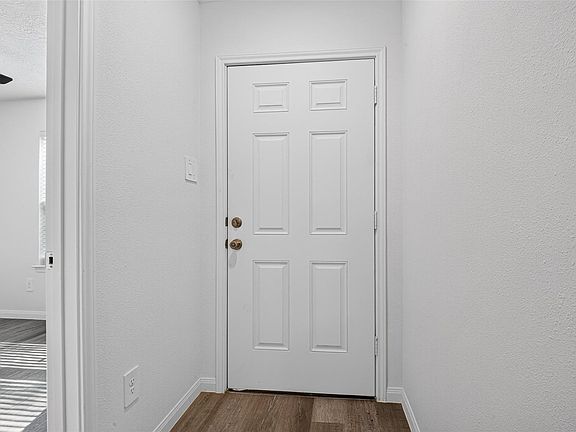5th image of 353 Todd St