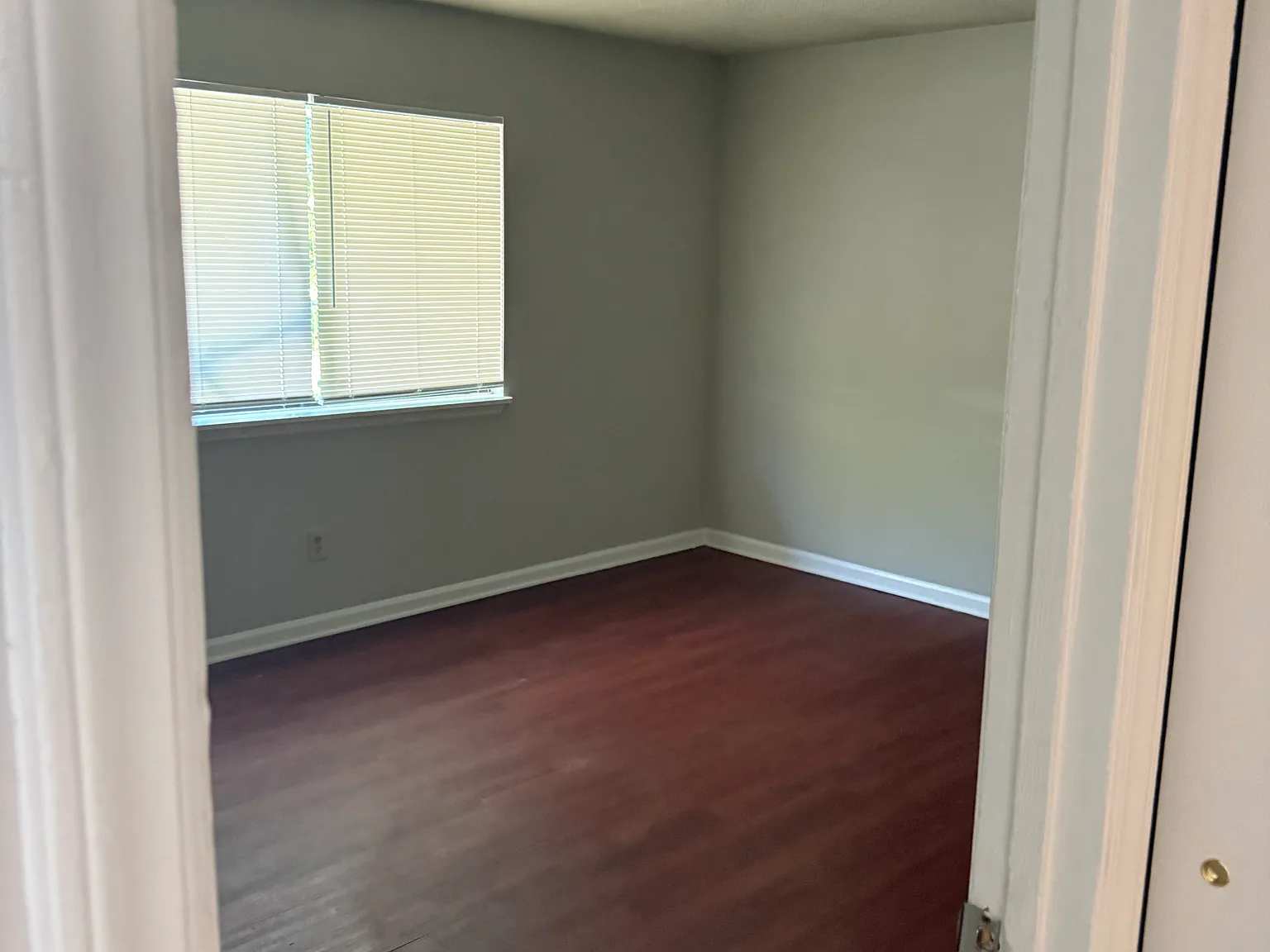 2 bed, $1,150 — Photo 4
