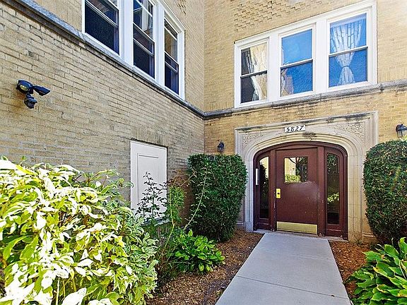 2nd image of 5827 N Paulina St APT 1W