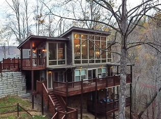 3052 Stepping Stone Dr, Sevierville, TN 37862