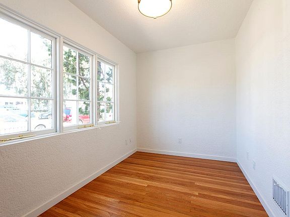 4th image of 3763 7th Ave