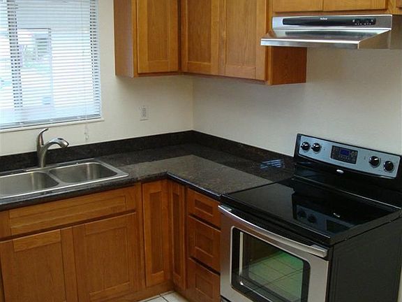 3rd image of 7704 Quinby Way