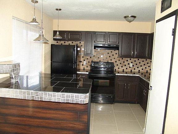 3rd image of 317 S Stapley Dr