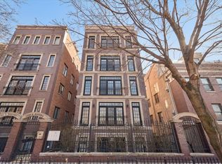 1359 N Mohawk St APT 4, Chicago, IL 60610