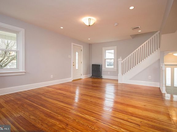 5th image of 247 Limekiln Pike