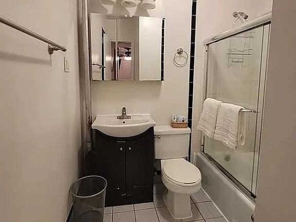 5th image of 534 W 50th St APT 3A
