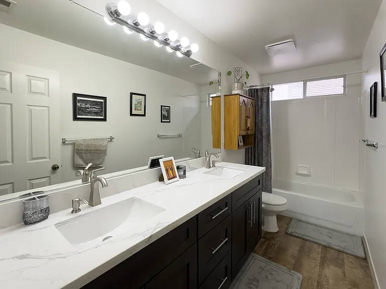 8932 Gateway View Ct — Photo 31