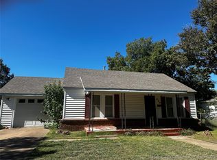 404 S 4th Ave, Marietta, OK 73448