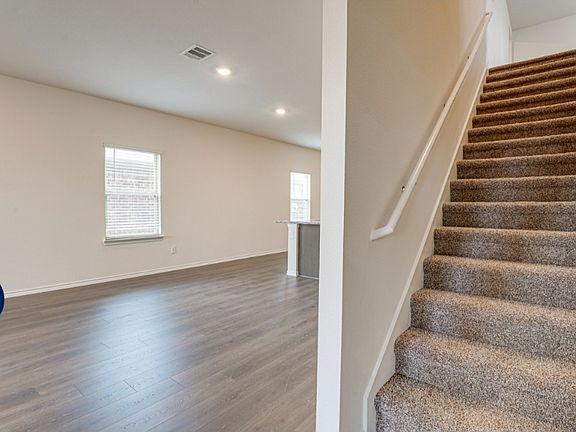 5th image of 1614 Potomac Ln